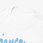 Witte T-shirt hals en schouderdetail, zachte stof met dunne stiknaad, blauw printdeel