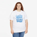 Witte oversized T-shirt met blauw “JONGENS MAMA” print, ronde hals en korte mouwen