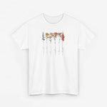 Wit T-shirt met bloemenrij en namenprint op de borst