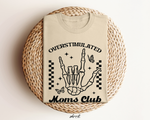Oversized moederdag t-shirt met handprint en tekst 'Overstimulated Moms Club'