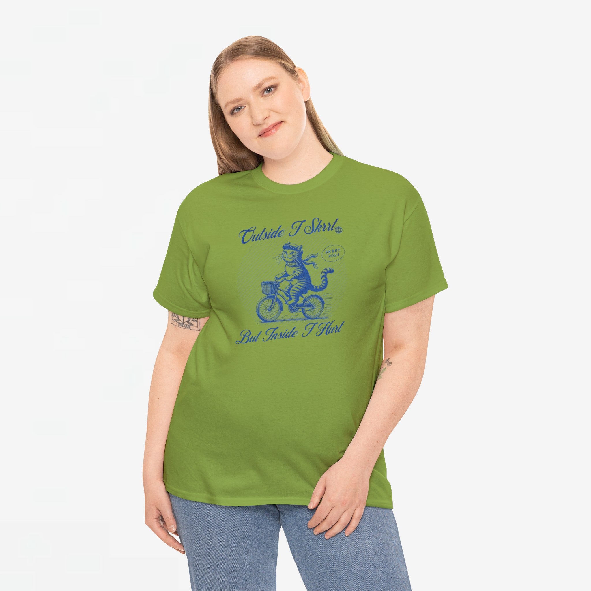 Outside I Skrrt But Inside I hurt | Front Print | T-shirt | Oversized Tee bij Skrrtshirt