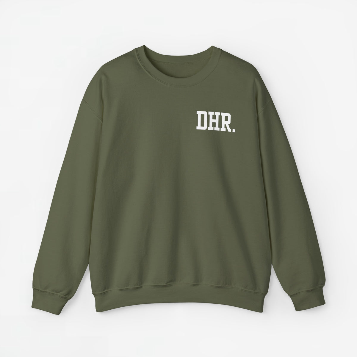 Groene herentrui met ronde hals en kleine witte opdruk DHR op de borst
