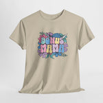 Beige t-shirt met ‘BONUS MAMMA’ bloemenprint op de borst, korte mouwen