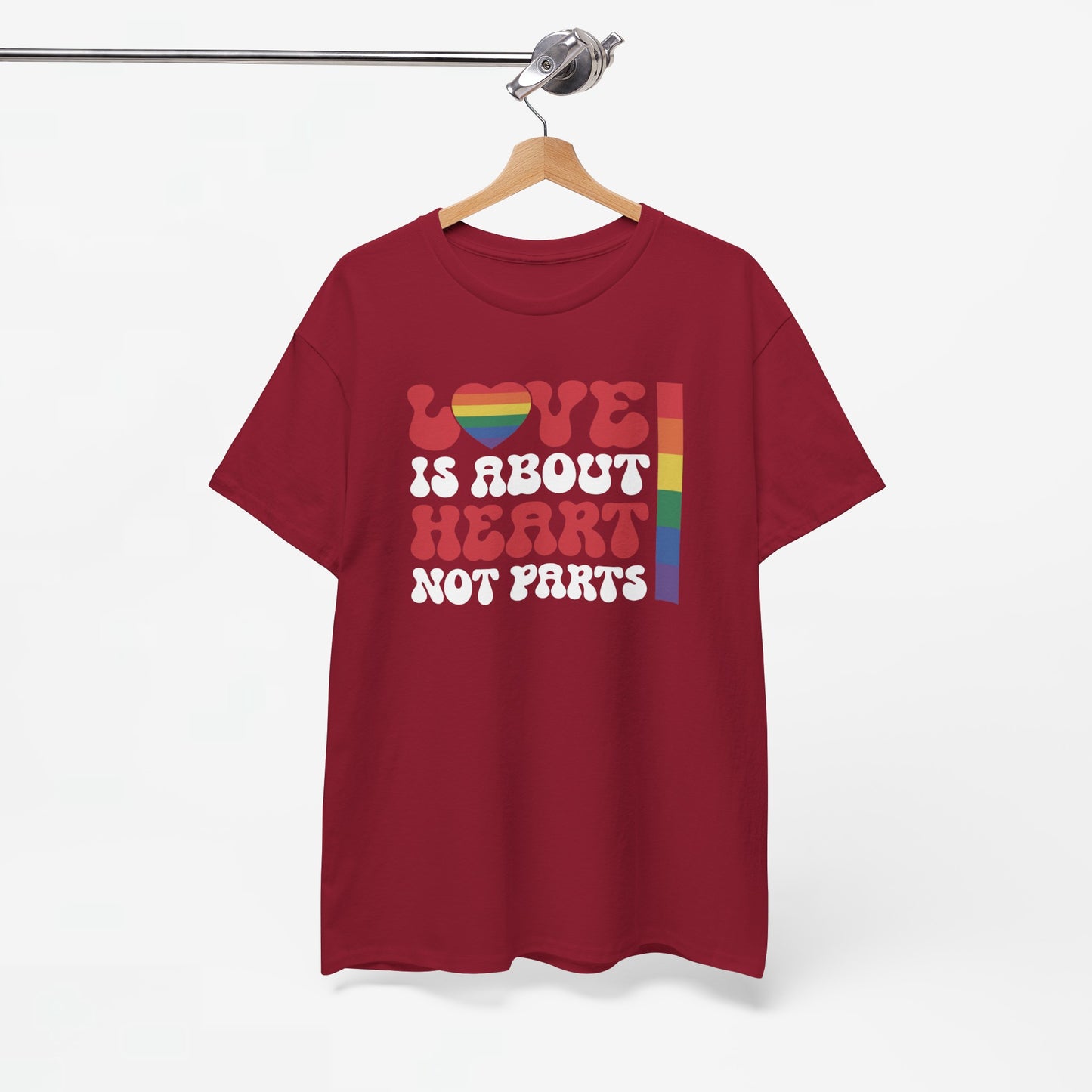 Gay Pride T-shirt - Love is about heart, not parts (witte tekst) - Oversized #30