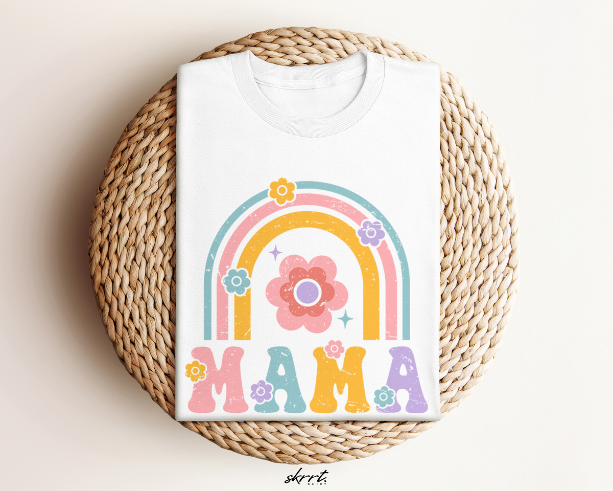 Witte oversized T-shirt met regenboogprint en bloemen voorop
