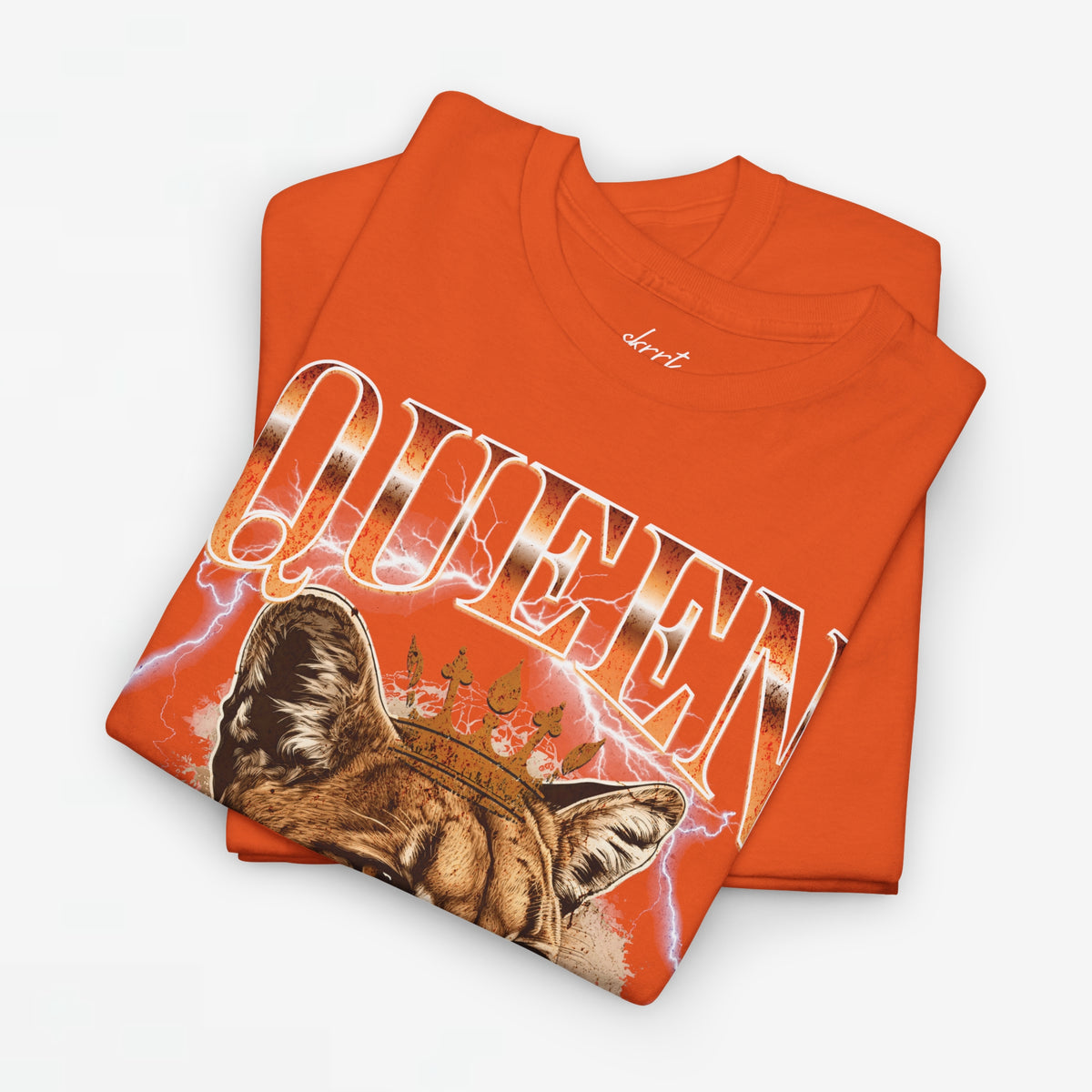 Oranje T-shirt met grote 'QUEEN' print en leeuwenkopdetail