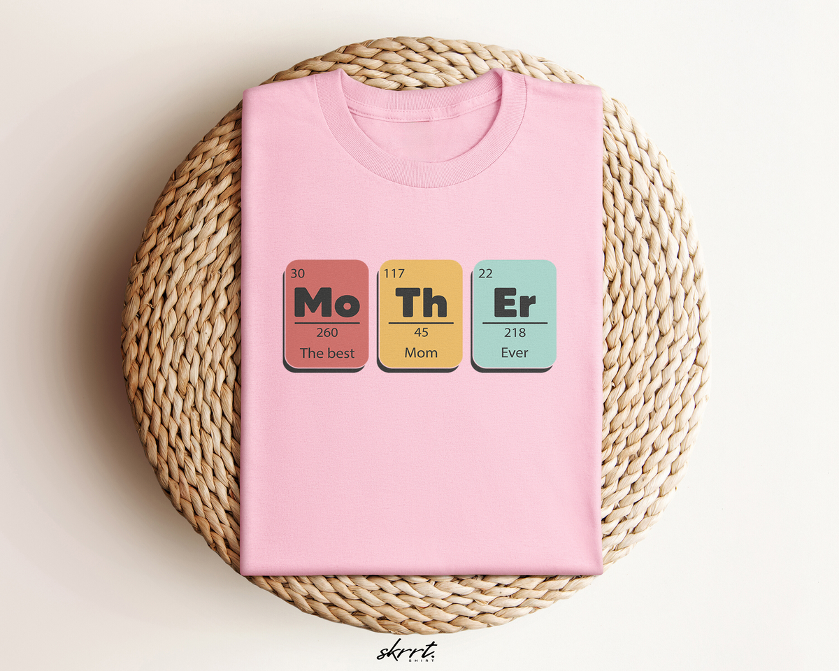 Roze oversized T-shirt met periodiek systeem print op borst