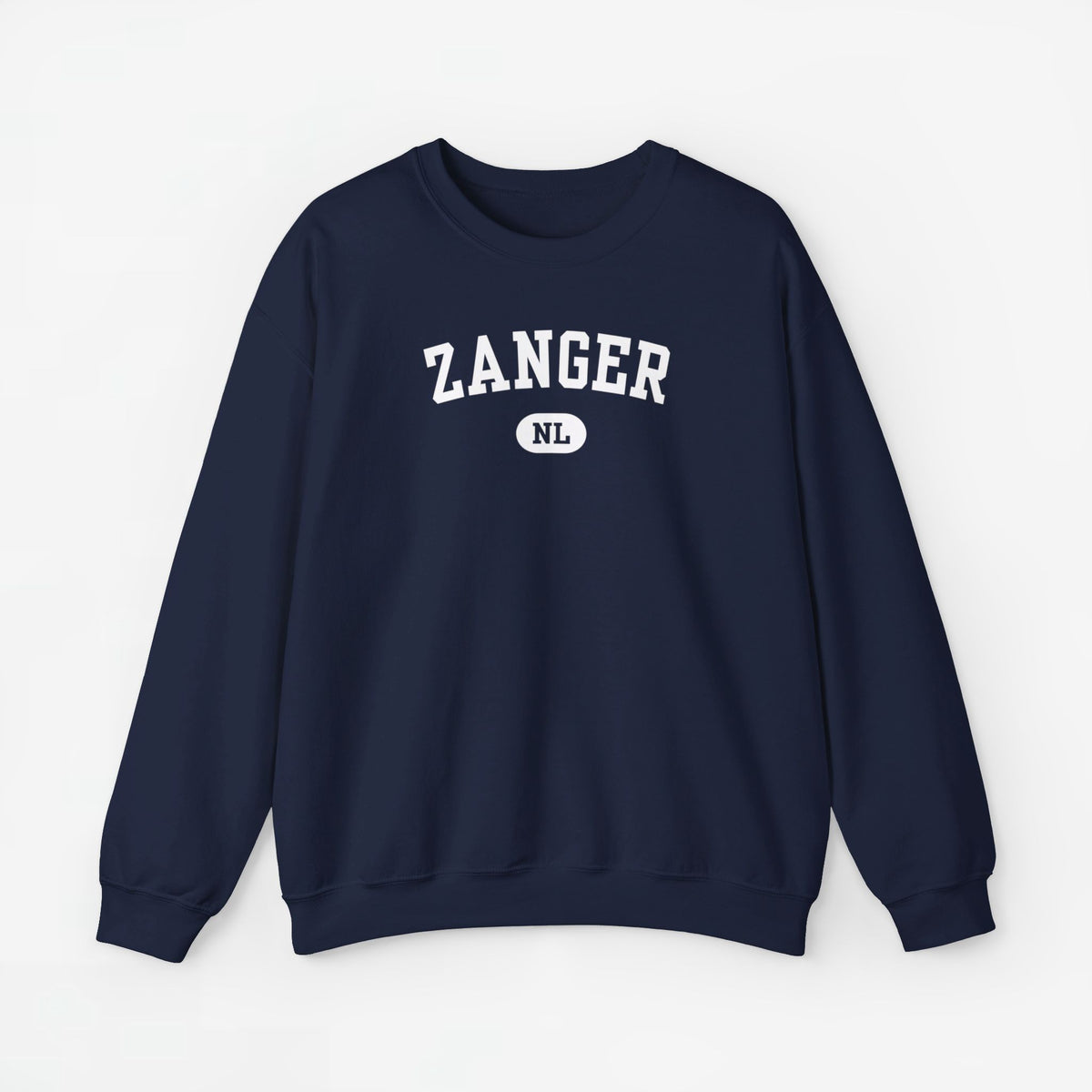 Donkerblauwe trui met ZANGER-print op de borst, ronde hals en lange mouwen.