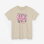 Sandkleurig T-shirt met “MAMA”-print, zwarte accenten en roze strik op de borst