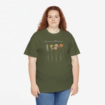 Groene dames T-shirt met bloemenillustratie en witte tekst op de borst