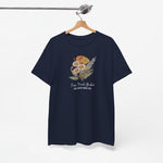 Donkerblauw T-shirt op hangertje met bloemenboeketprint op de borst