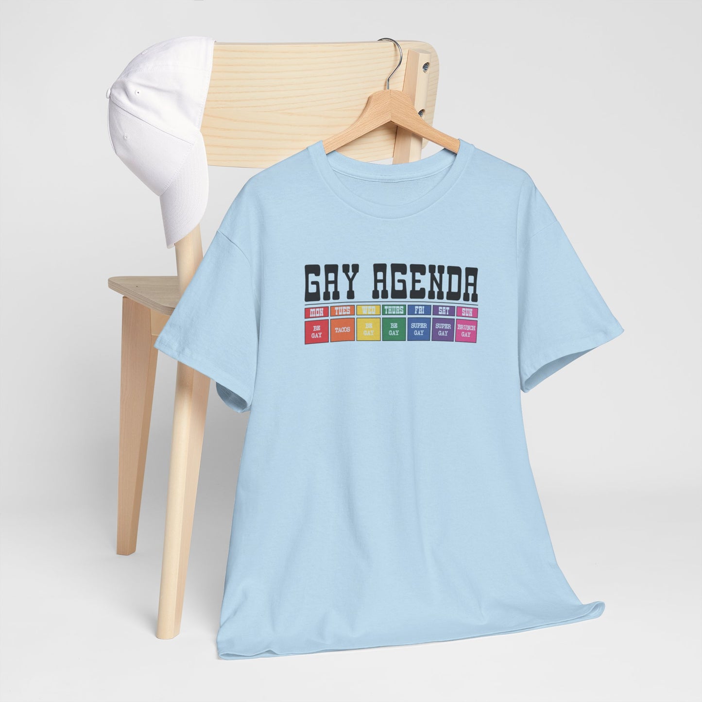 Gay Pride T-shirt - Gay Agenda (zwarte tekst) - Oversized #18