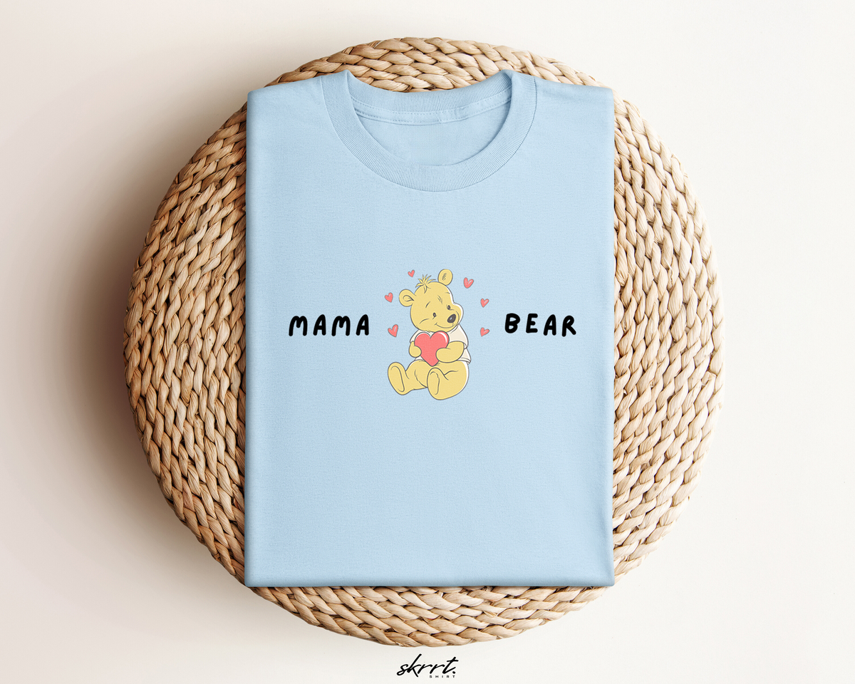Lichtblauwe oversized t-shirt met 'MAMA' en beer-illustratie op de borst