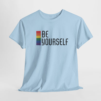 Gay Pride T-shirt - Be Yourself (zwarte tekst) - Oversized #25