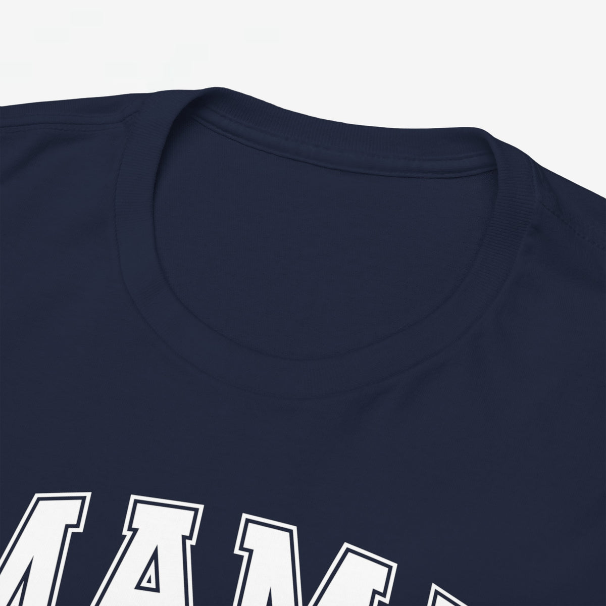 Donkerblauw Mama T-shirt met ronde hals en grote MAMA-print op de borst