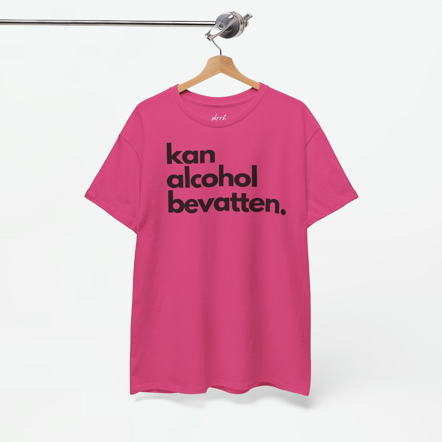 Kan Alcohol Bevatten | Front Print | Koningsdag T-shirt | Oversized