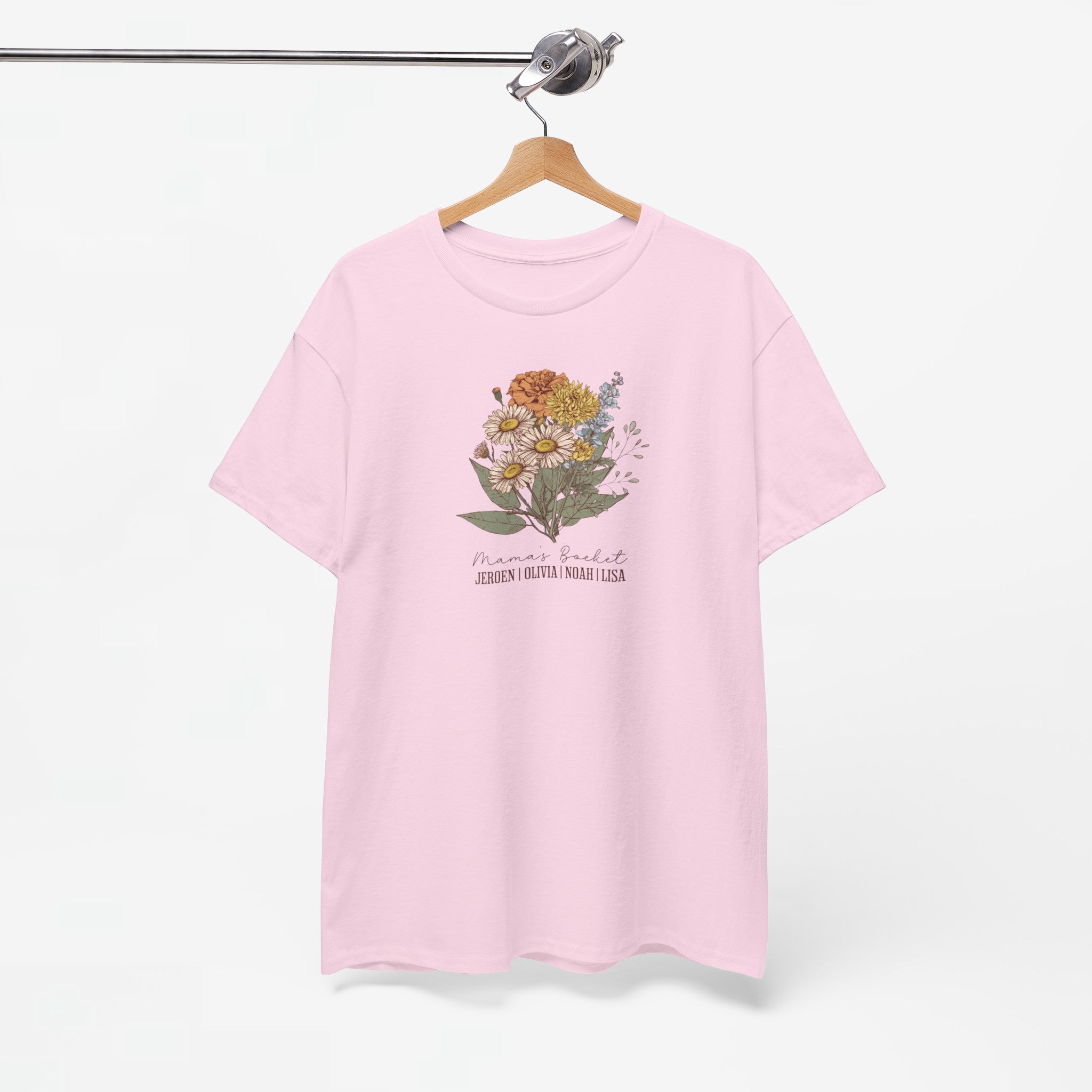 Gepersonaliseerde Moederdag Mama Cadeau - T-shirt - Mama's boeket met namen en geboortemaand bloemen