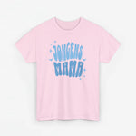 Roze T-shirt met ronde hals en “JONGENS MAMA” print op de borst