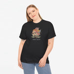 Zwart T-shirt met bloemenboeketprint en 'FAMILIE JANSEN' op de borst