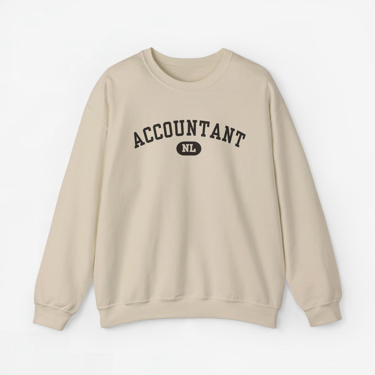 Beigetint trui met opdruk 'ACCOUNTANT' en rond logo 'NL'.