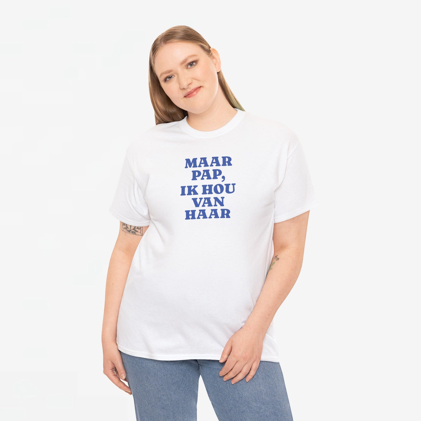 Gay Pride T-shirt -  Maar Pap, Ik Hou Van Haar (blauw tekst) - Oversized Tee