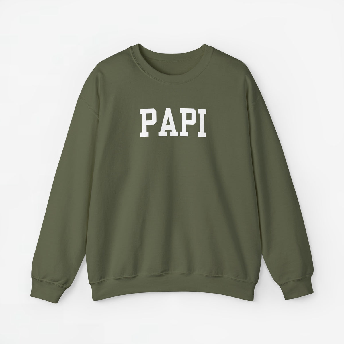 Olijfgroene sweater met 'PAPI' op de borst