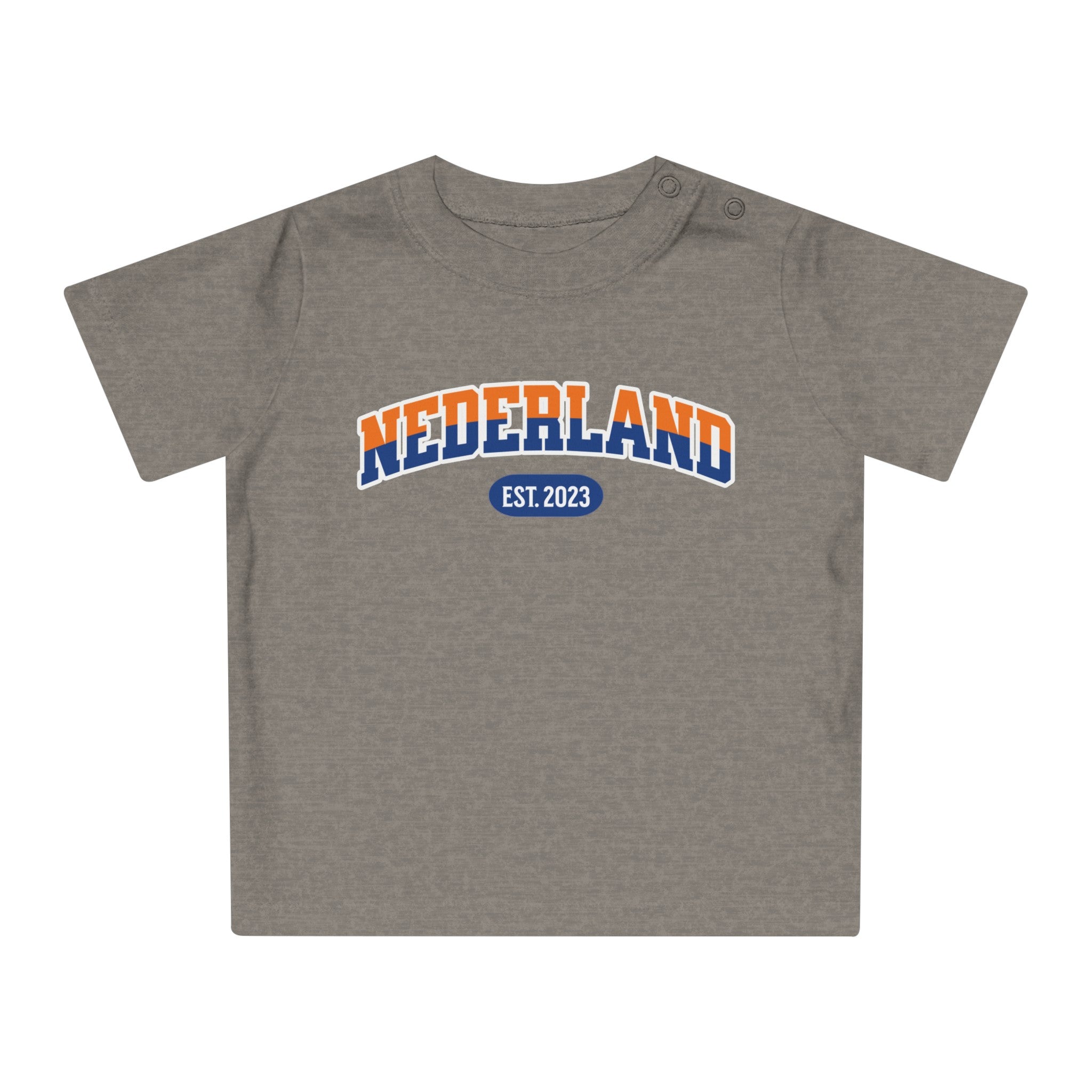 Baby T-shirt voor EK, WK en Koningsdag - Personaliseer met Naam, Jaar & Rugnummer - NEDERLAND (oranje en blauwe tekst)