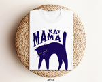 Witte T-shirt met paarse kattenprint 'KAT MAMA' en kleine groene details.
