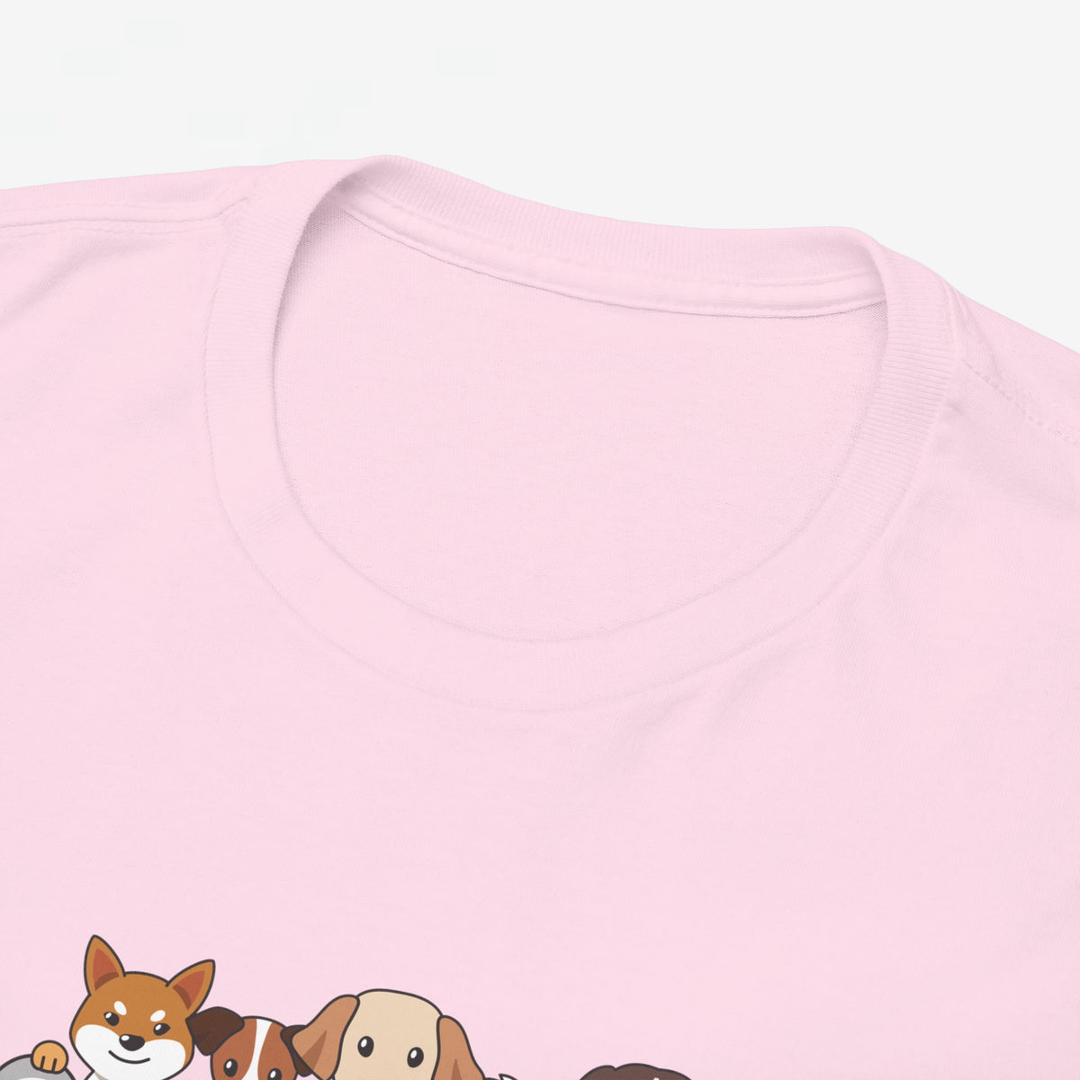 Roze T-shirt met ronde hals en gedeeltelijke hondenprint 'Honden Mama'