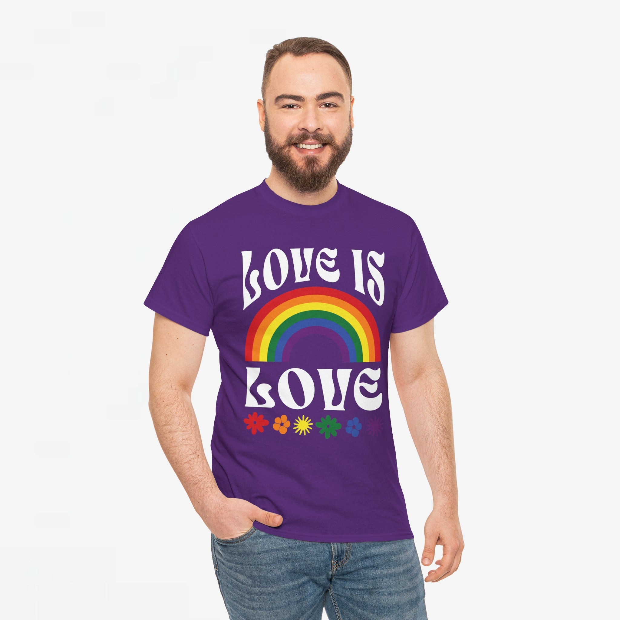 Gay Pride T-shirt - Love is love (witte tekst) - Oversized #54
