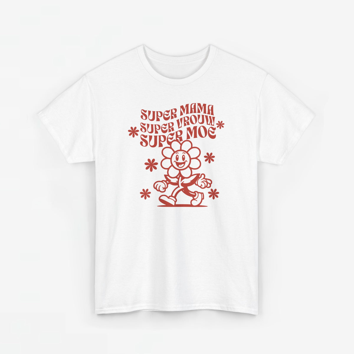 Wit T-shirt met rode tekst en tekenfiguur onder bloemvormige sterren