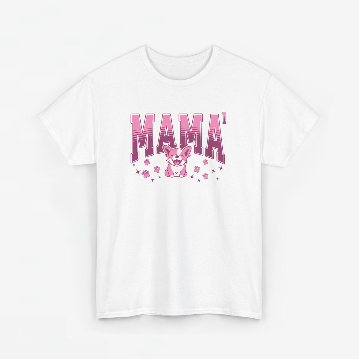 Witte T-shirt met “MAMA” print in roze en illustratie van een schattig beertje/katje