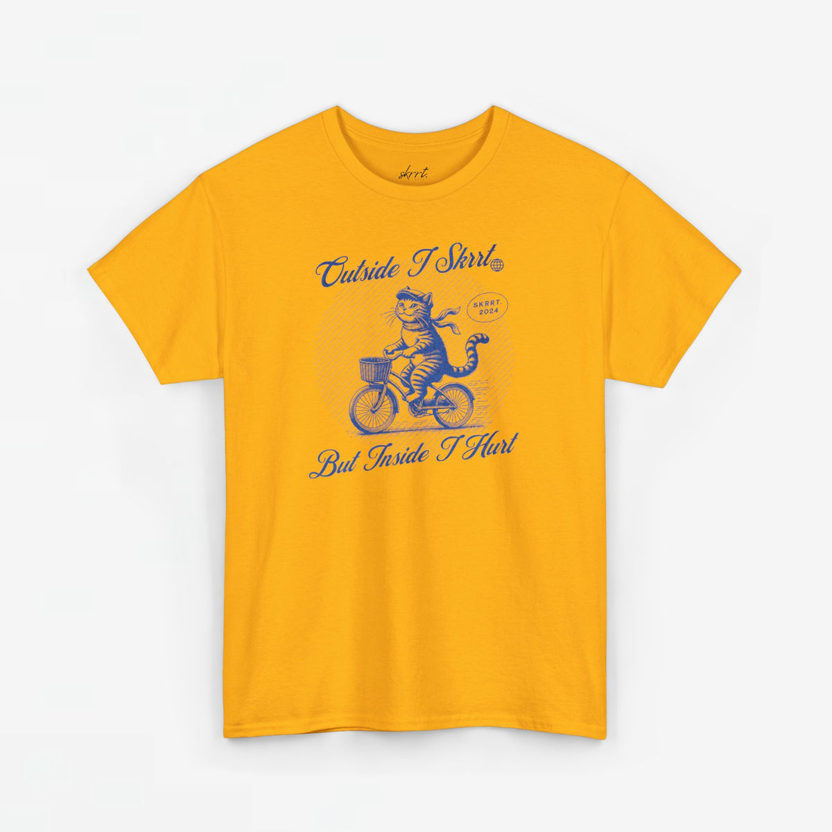 Oranje oversized t-shirt met blauwe opdruk van kat op fiets en tekst voorop