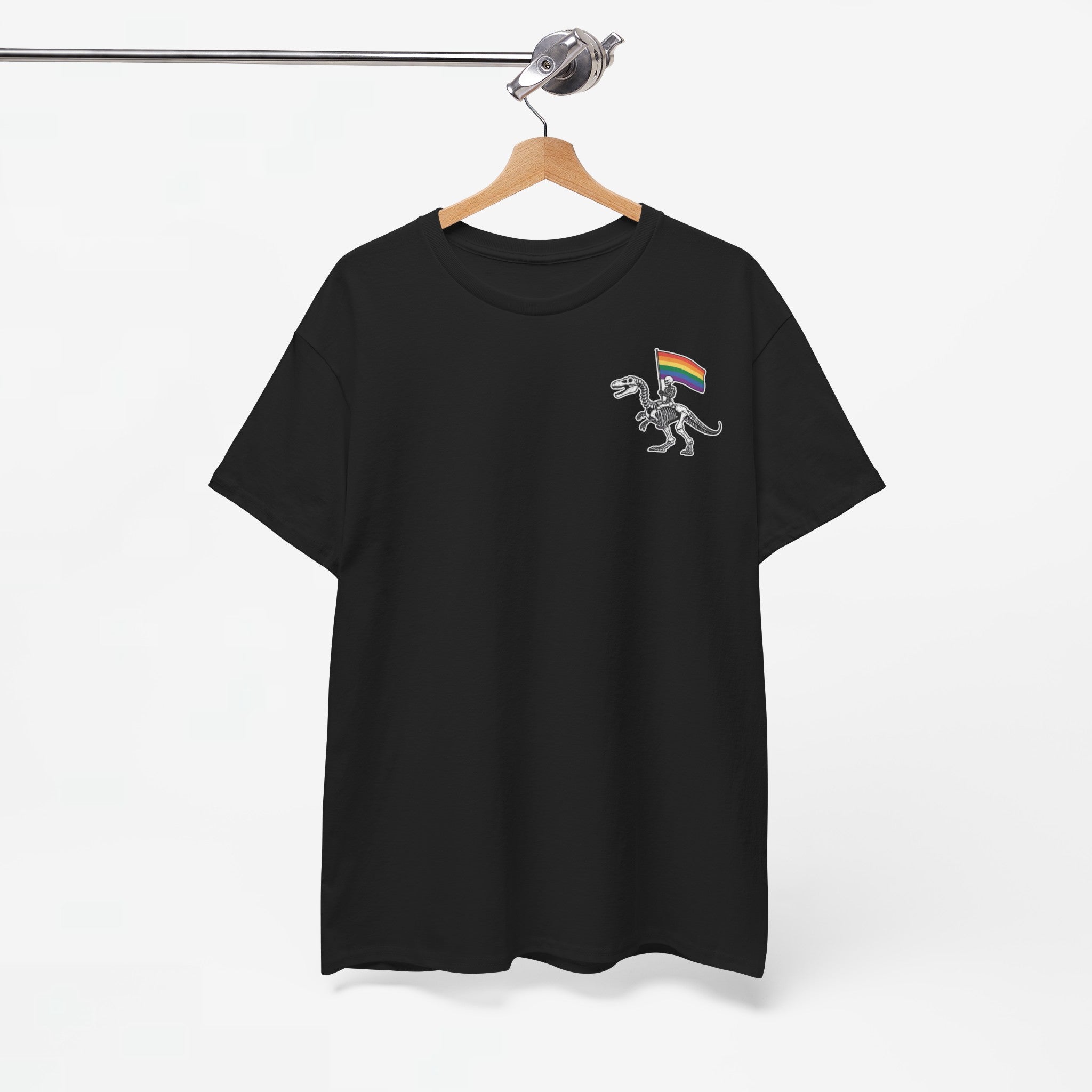 Gay Pride T-shirt - Skelet Dinosaurus Regenboog Pride Vlag - Back Print - Oversized #77