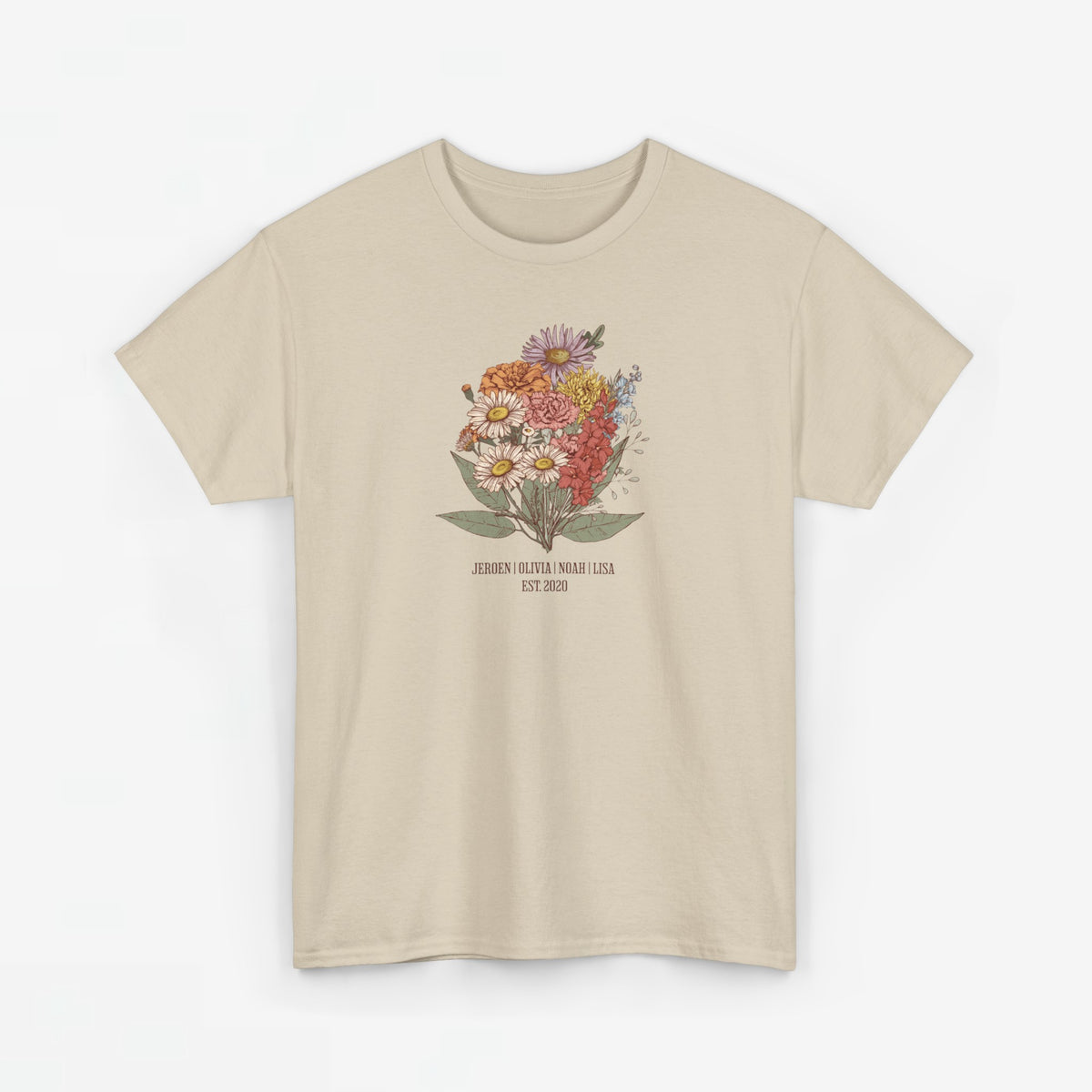 Beige T-shirt met bloemenboeket en kleine tekstprint op de voorkant