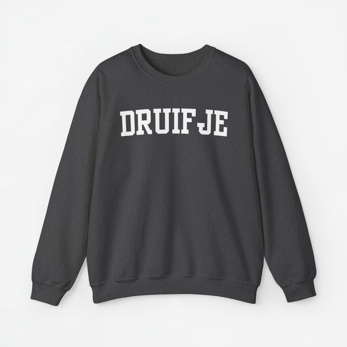 Antracietgrijze trui met 'DRUIFJE' print op de borst.