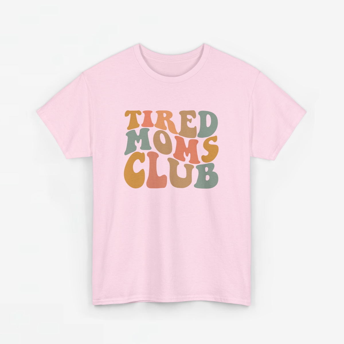 Roze oversized T-shirt met ronde hals en 'Tired Moms Club' frontprint.