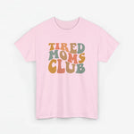 Roze oversized T-shirt met ronde hals en 'Tired Moms Club' frontprint.