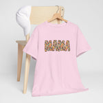 Roze oversized t-shirt met “MAMA” borstprint en ronde hals, op kledinghanger