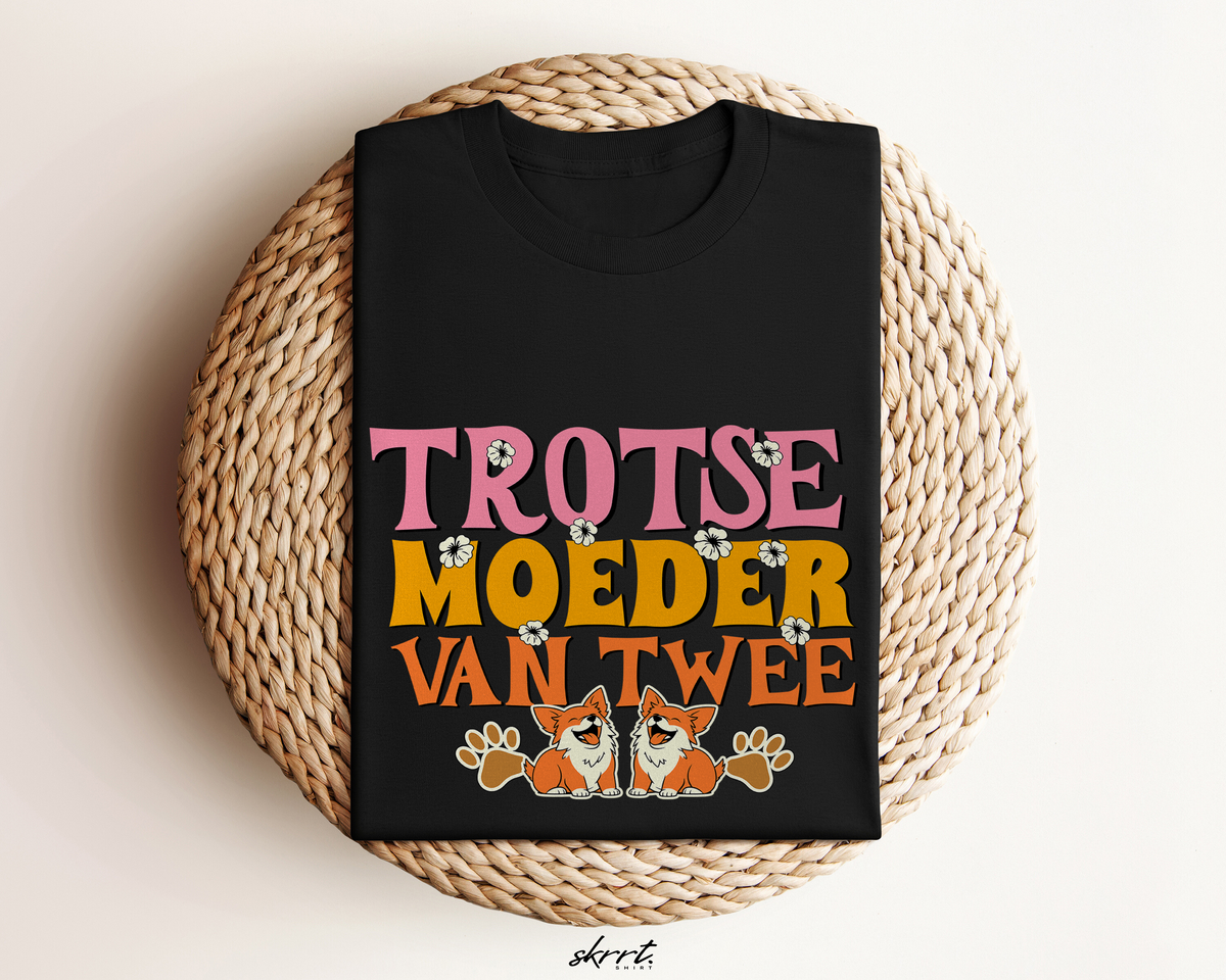 Zwart oversized T-shirt met grote kleurrijke tekstprint 'Trots moeder van twee'