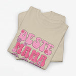Beige oversized T-shirt met 'Beste Mama Ooit' opdruk en roze dierenillustratie.