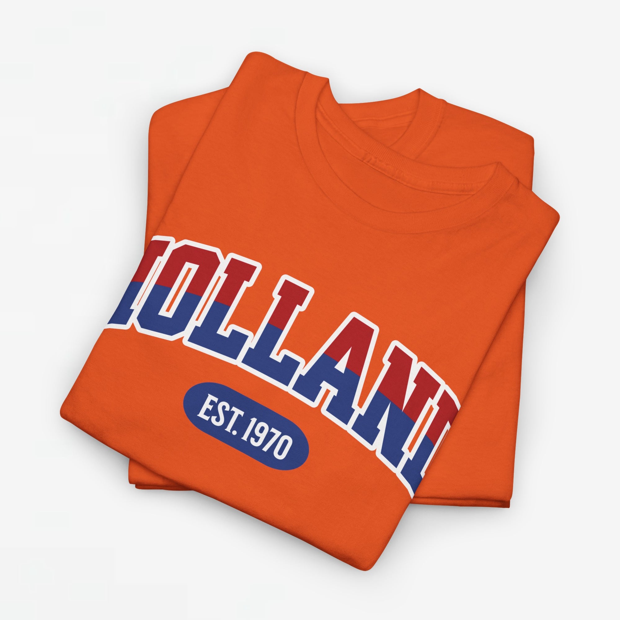 Oranje T-shirt voor EK, WK en Koningsdag - Personaliseer met Naam, Jaar & Rugnummer - HOLLAND (rode en blauwe tekst)