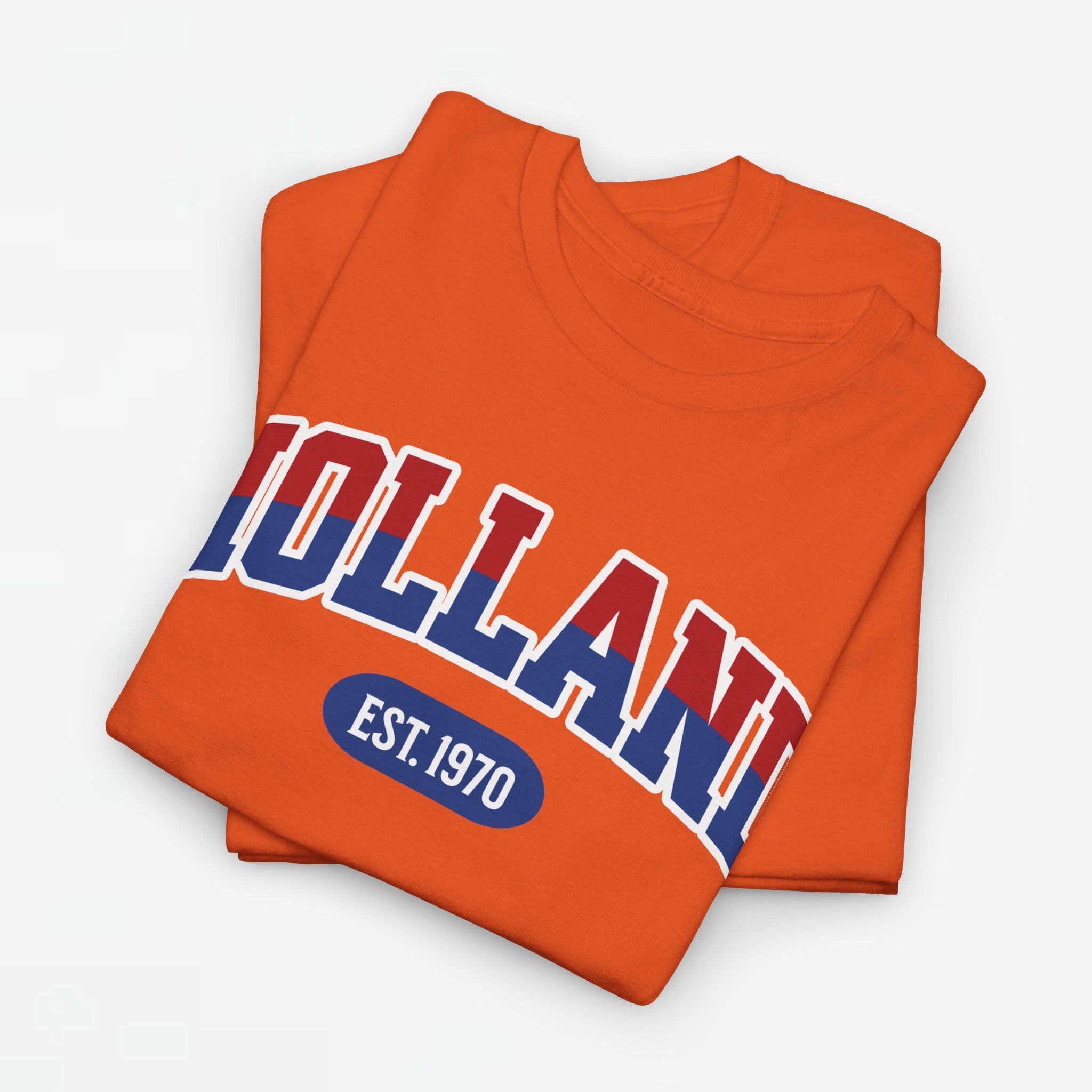 Oranje T-shirt voor EK, WK en Koningsdag - Personaliseer met Naam, Jaar & Rugnummer - HOLLAND (rode en blauwe tekst)