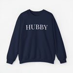 Donkere blauwe sweater met lange mouwen en opdruk 'HUBBY'.